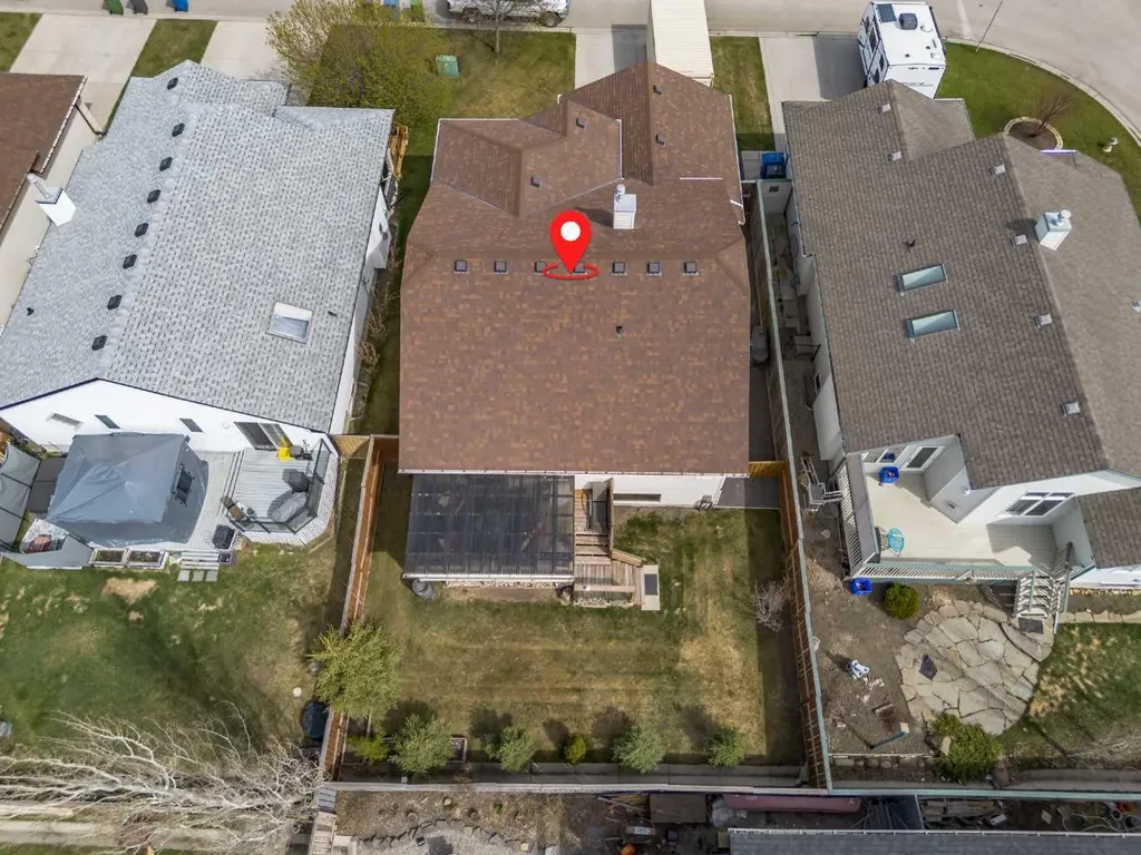 285 West Creek Springs Chestermere AB T1Y 1N7