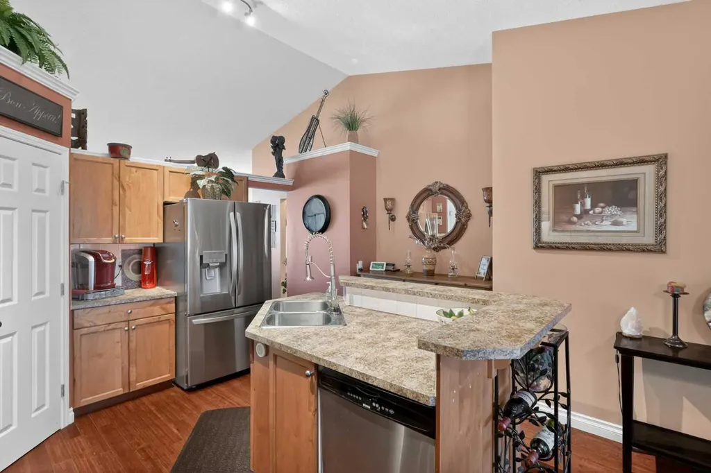 285 West Creek Springs Chestermere AB T1Y 1N7