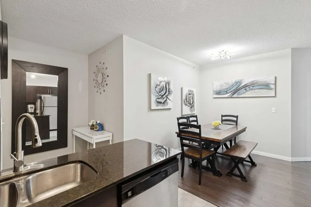 325 3 Street SE Calgary AB T2G0T9
