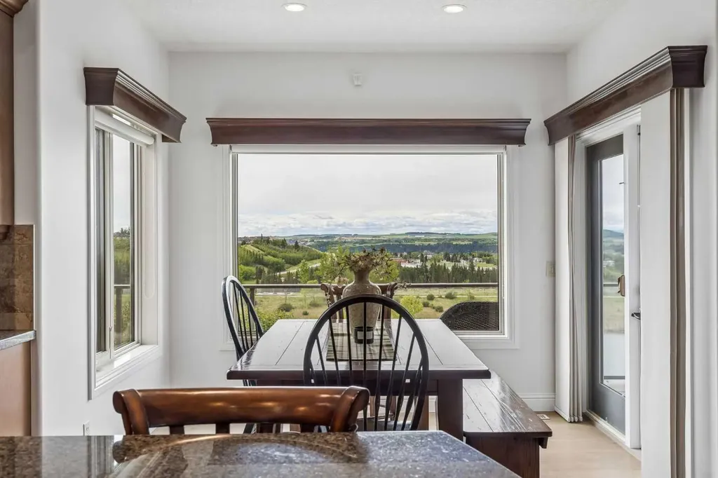 31 Sunset Point Cochrane AB T4C 0B3