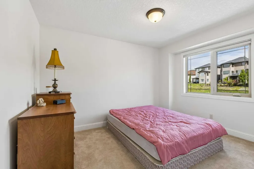 31 Sunset Point Cochrane AB T4C 0B3