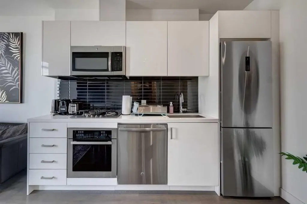 1010 6 Street SW Calgary AB T2R1B4