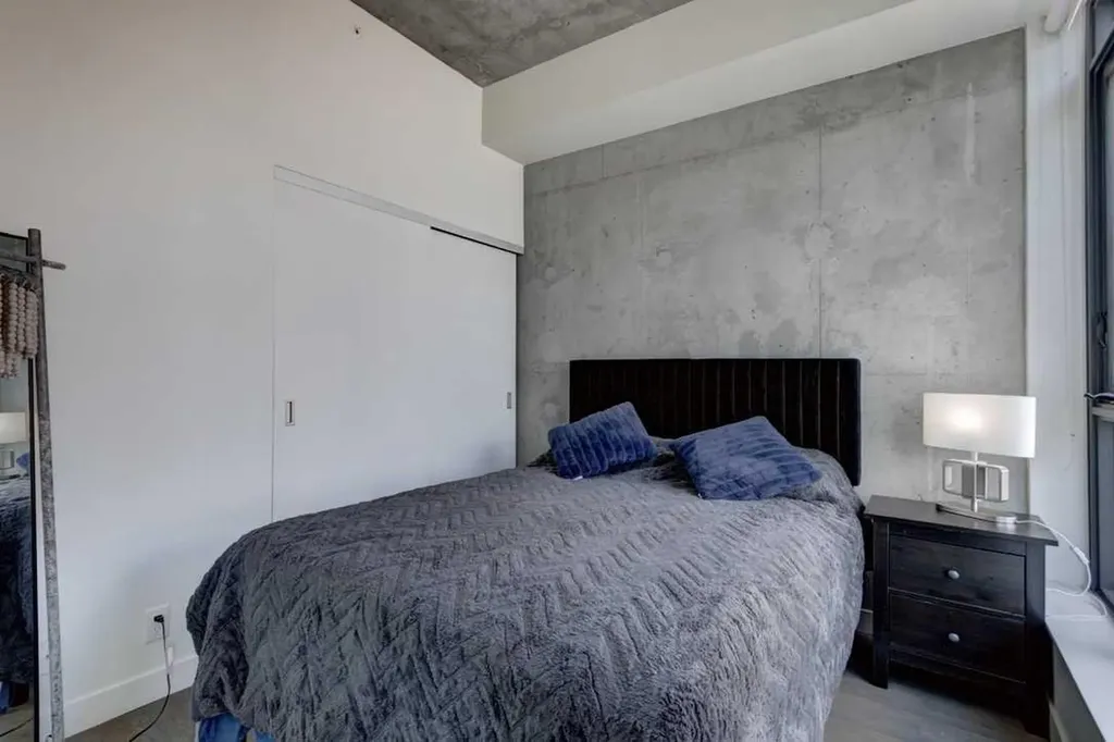 1010 6 Street SW Calgary AB T2R1B4