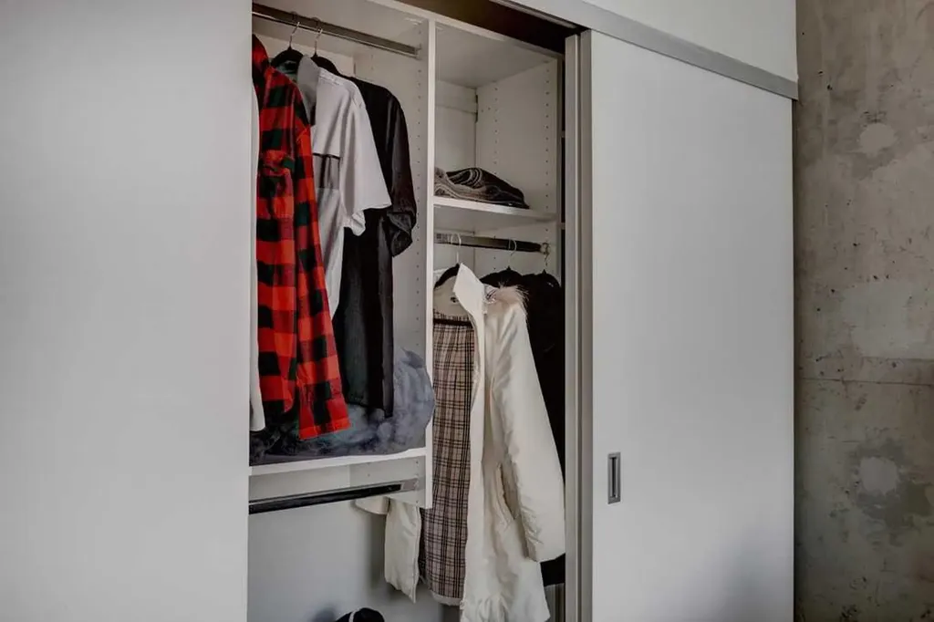 1010 6 Street SW Calgary AB T2R1B4
