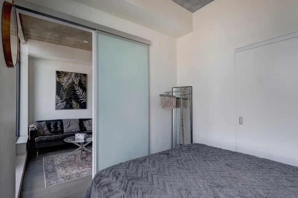 1010 6 Street SW Calgary AB T2R1B4