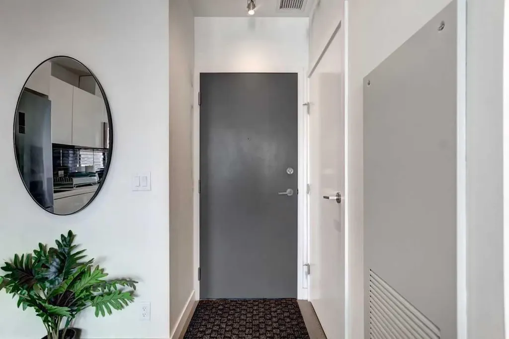 1010 6 Street SW Calgary AB T2R1B4
