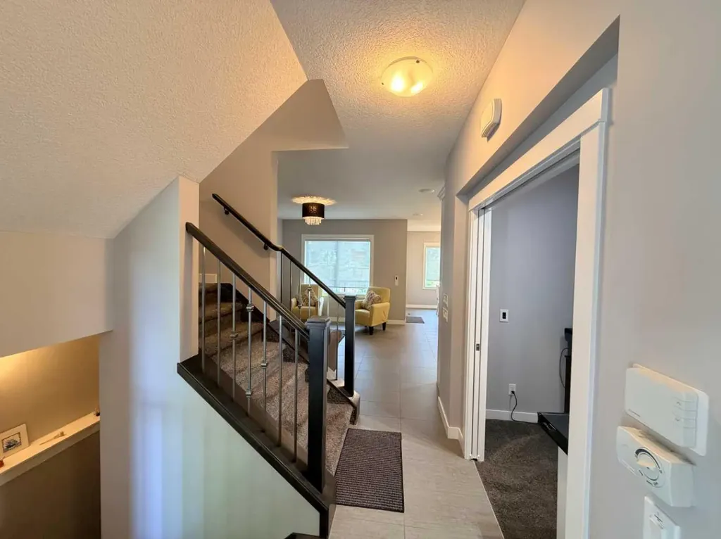 252 Nolancliff Crescent NW Calgary AB T3R 0T4