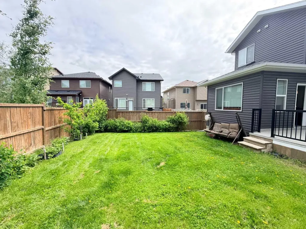 252 Nolancliff Crescent NW Calgary AB T3R 0T4