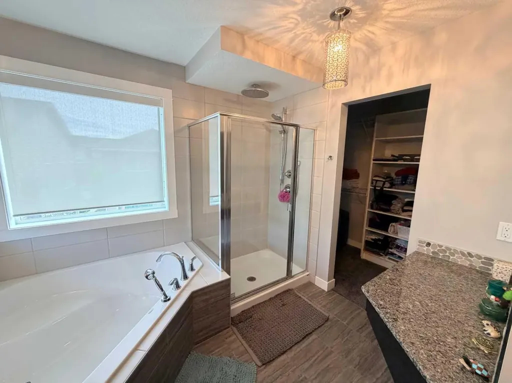252 Nolancliff Crescent NW Calgary AB T3R 0T4