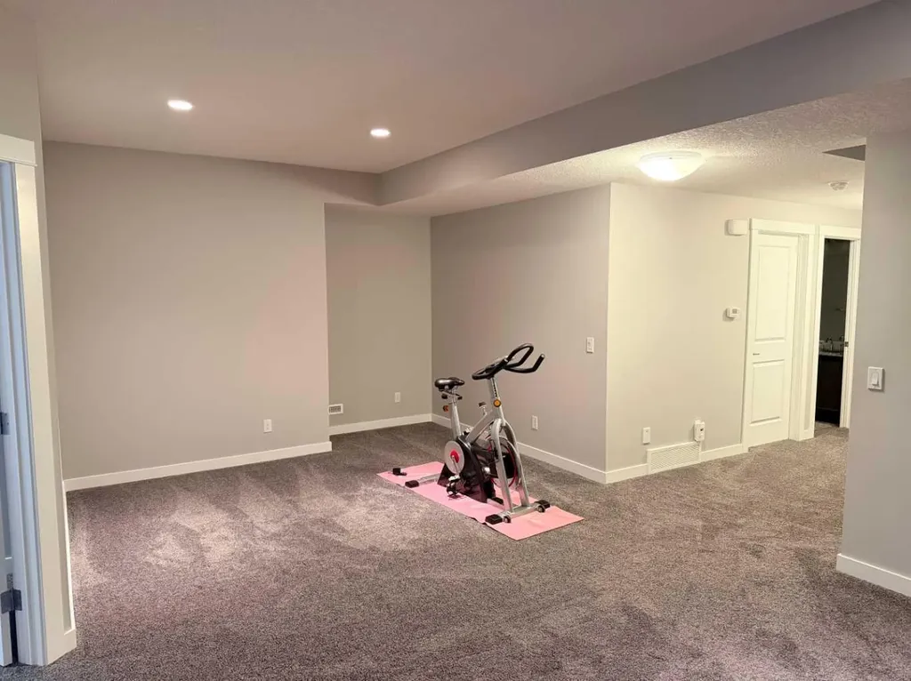 252 Nolancliff Crescent NW Calgary AB T3R 0T4