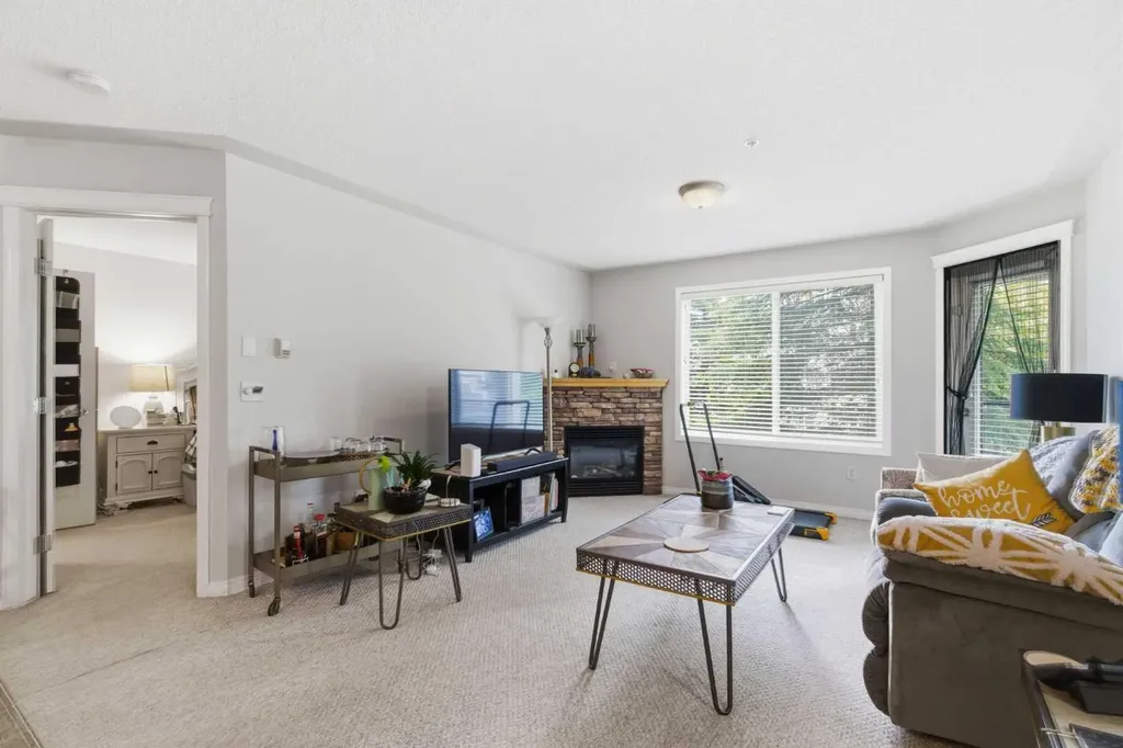345 Rocky Vista Park NW Calgary AB T3G 5K6