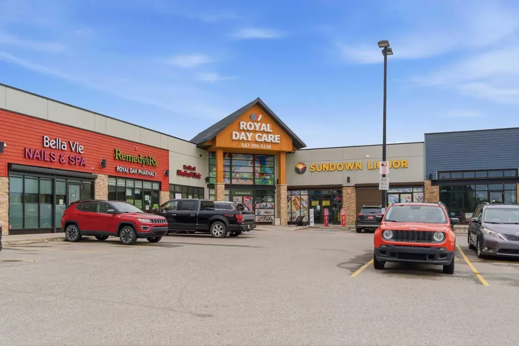 345 Rocky Vista Park NW Calgary AB T3G 5K6