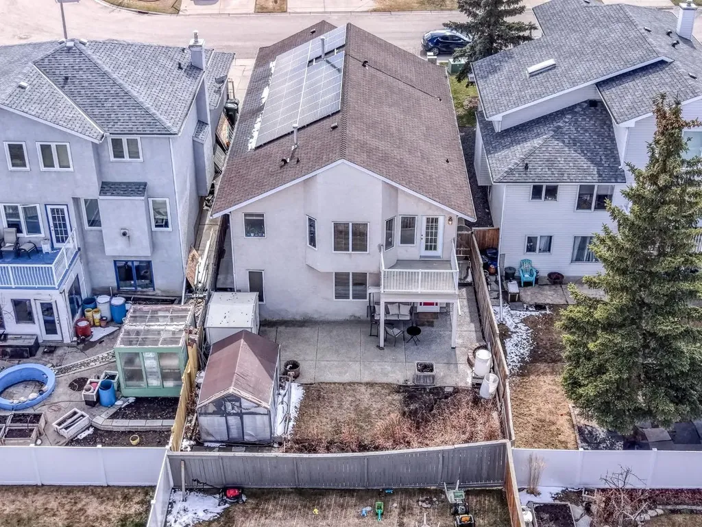 180 Hidden Vale Close NW Calgary AB T3A 5C7