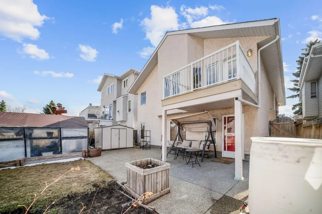 180 Hidden Vale Close NW Calgary AB T3A 5C7