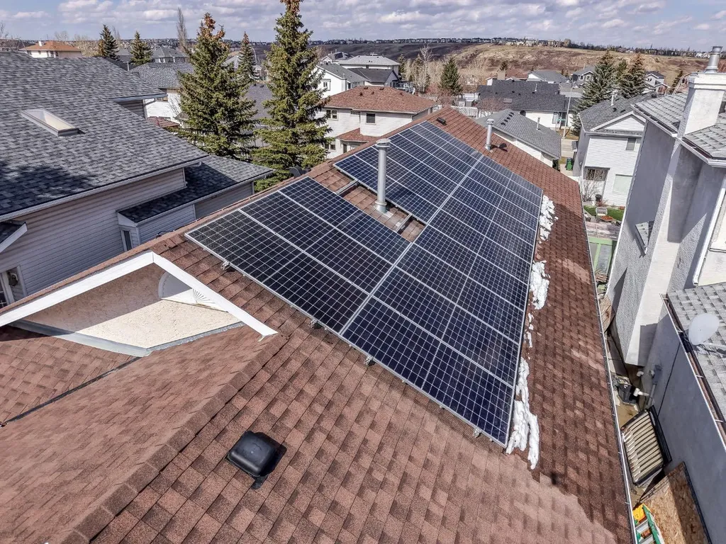 180 Hidden Vale Close NW Calgary AB T3A 5C7