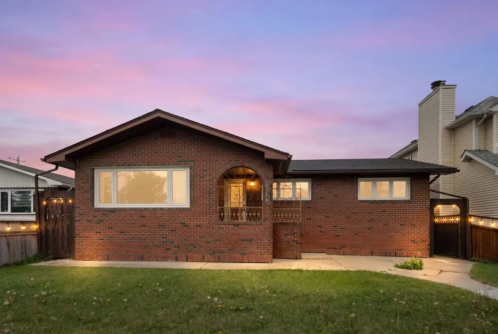 3019 37 Street SW Calgary AB T3E 3B5
