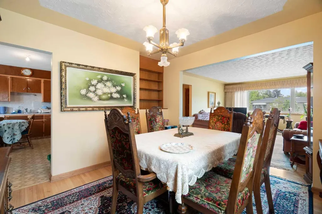 3019 37 Street SW Calgary AB T3E 3B5