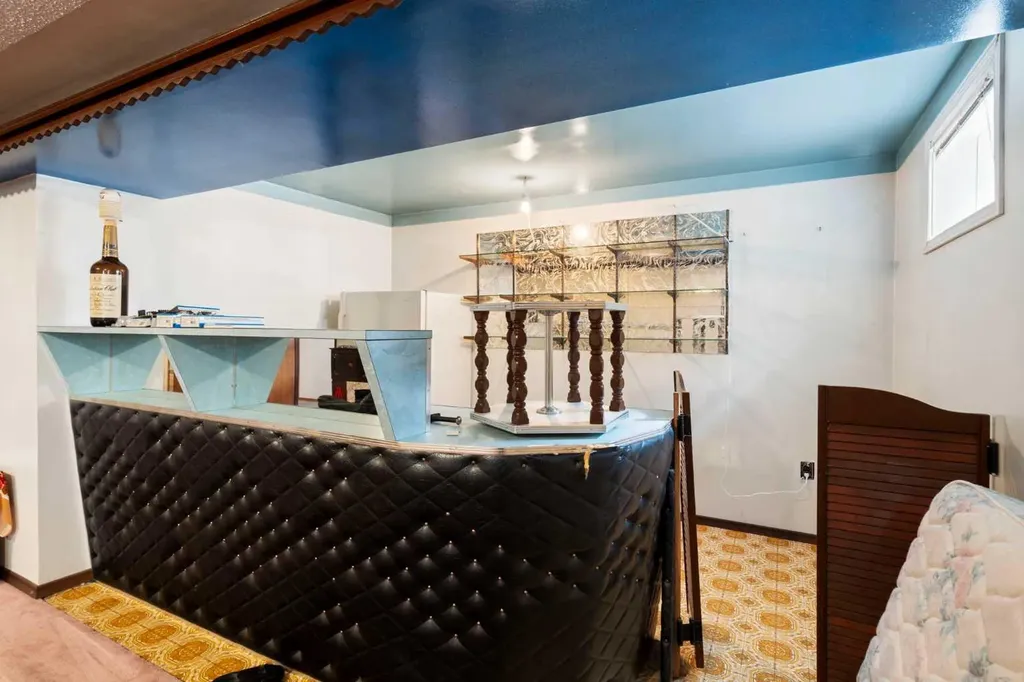 3019 37 Street SW Calgary AB T3E 3B5