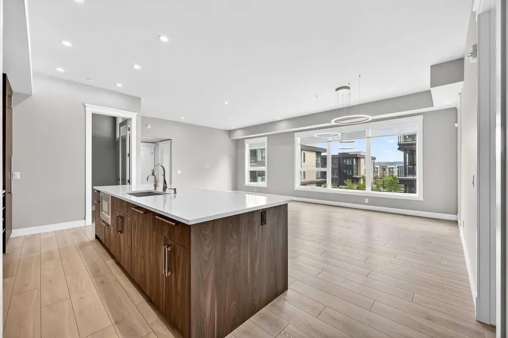 275 Lebel Crescent NW Calgary AB T3B 6L5