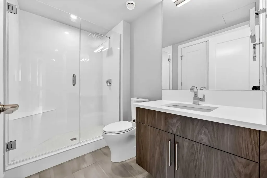 275 Lebel Crescent NW Calgary AB T3B 6L5