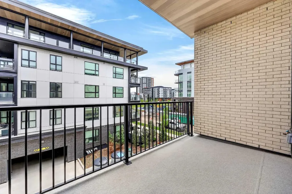 275 Lebel Crescent NW Calgary AB T3B 6L5