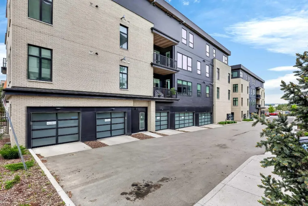 275 Lebel Crescent NW Calgary AB T3B 6L5