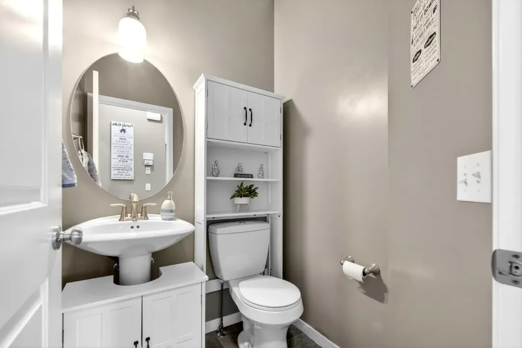 192 Fireside Place Cochrane AB T4C 0R6