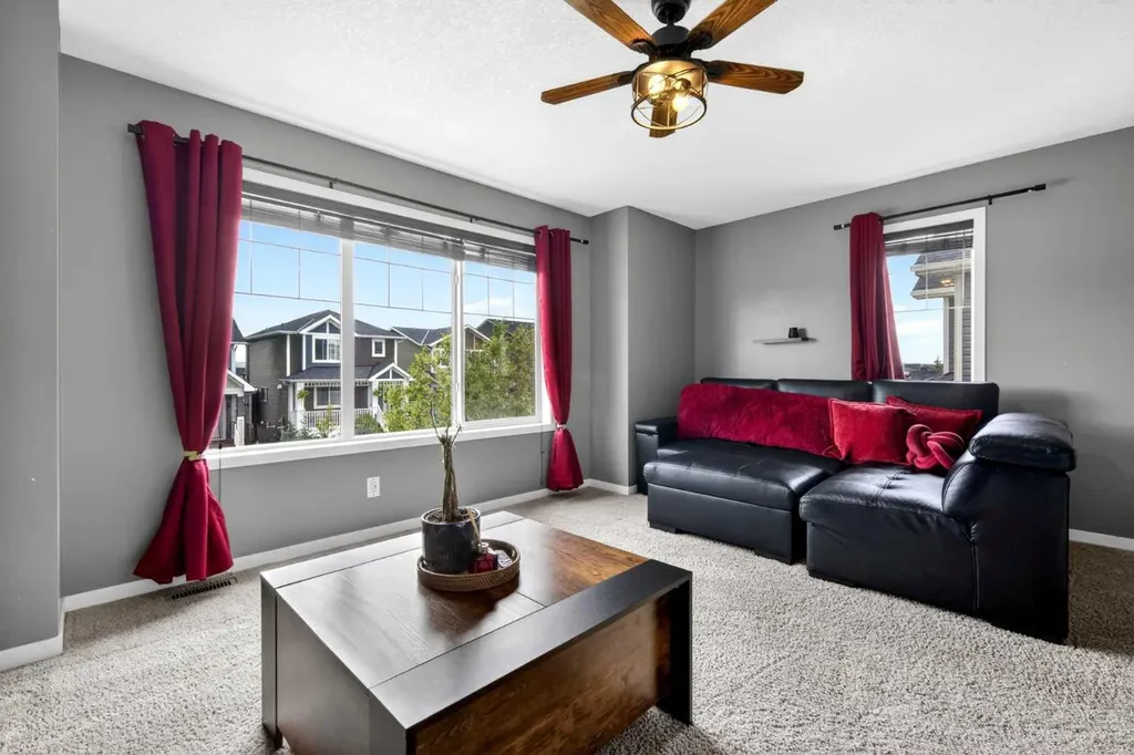 192 Fireside Place Cochrane AB T4C 0R6