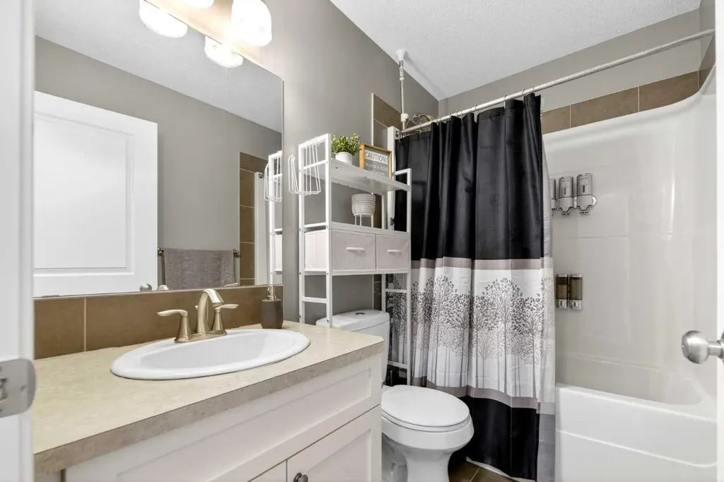 192 Fireside Place Cochrane AB T4C 0R6