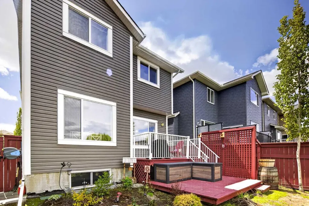192 Fireside Place Cochrane AB T4C 0R6