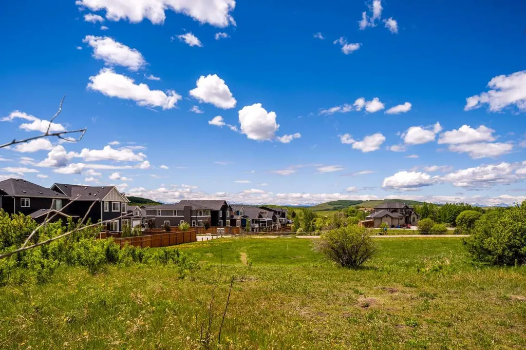 192 Fireside Place Cochrane AB T4C 0R6