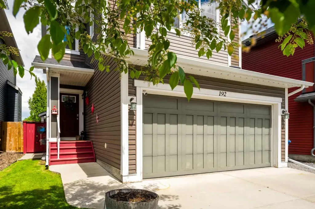 192 Fireside Place Cochrane AB T4C 0R6