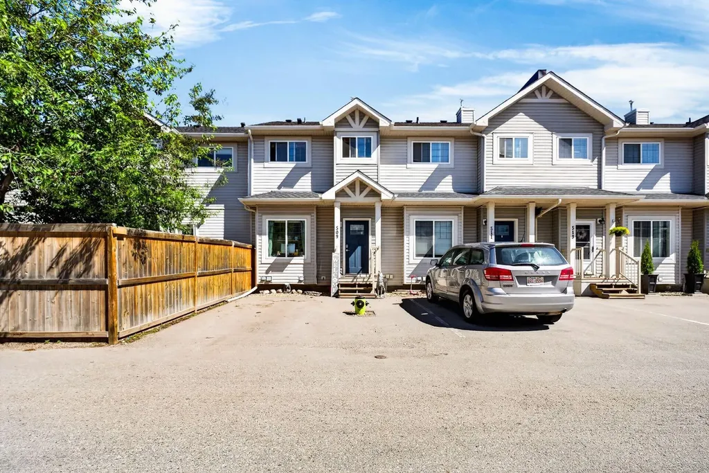509 Strathaven Mews Strathmore AB T1P 1X9