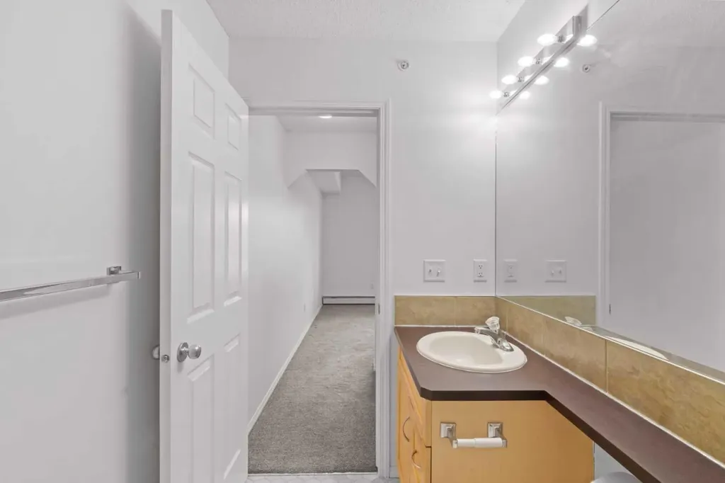 70 Panamount Drive NW Calgary AB T3K 6K3