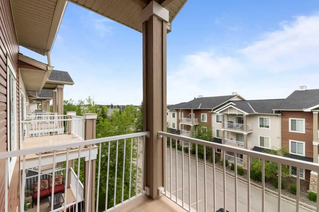 70 Panamount Drive NW Calgary AB T3K 6K3