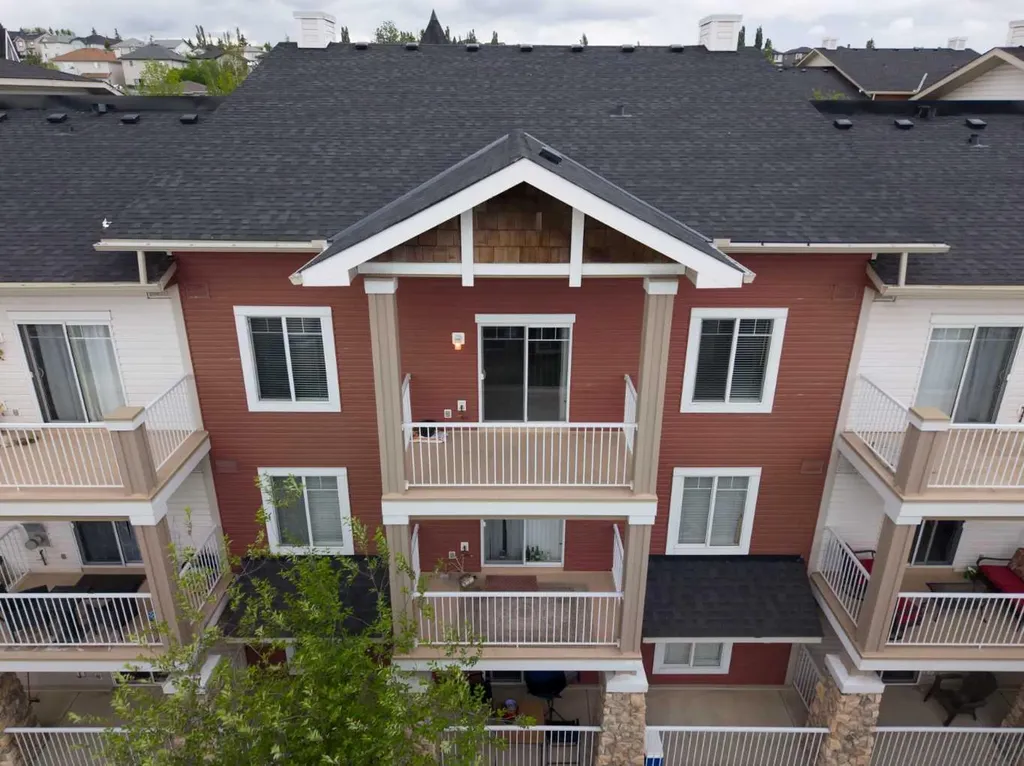 70 Panamount Drive NW Calgary AB T3K 6K3
