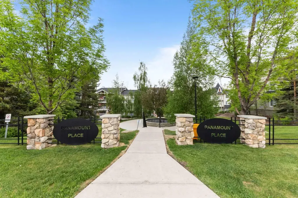70 Panamount Drive NW Calgary AB T3K 6K3