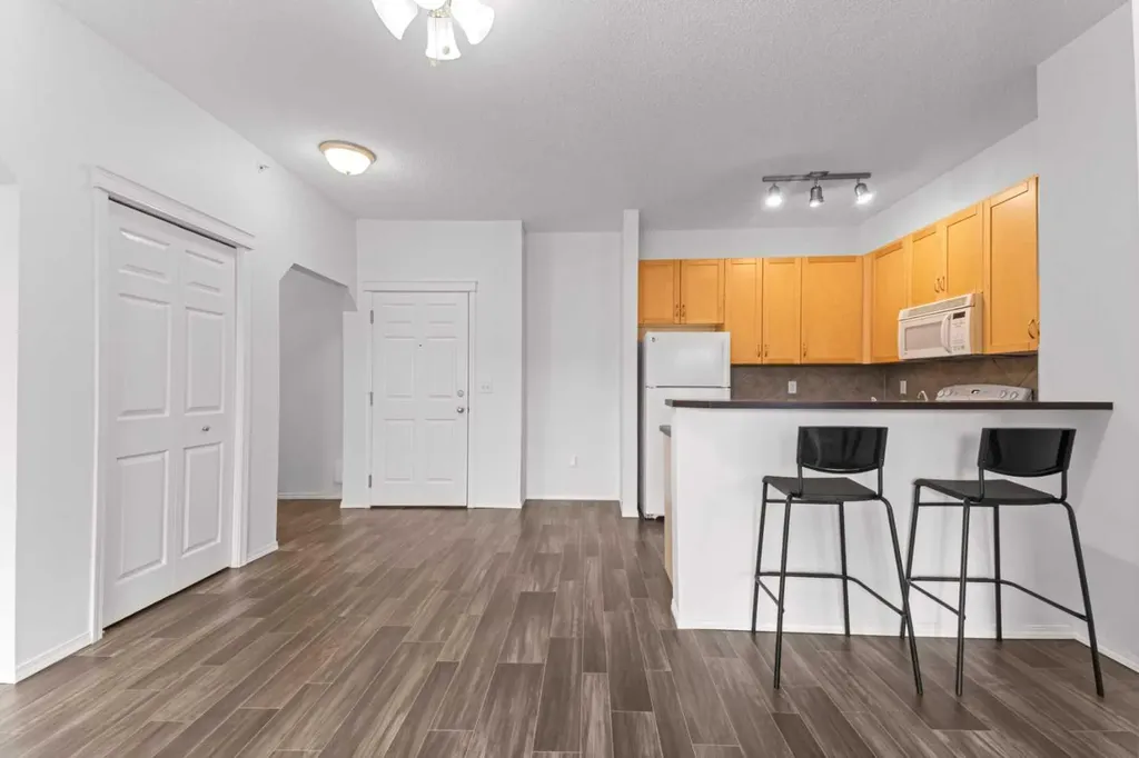 70 Panamount Drive NW Calgary AB T3K 6K3