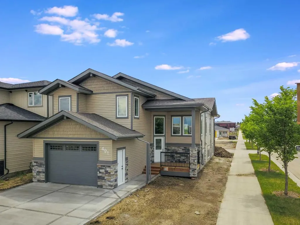 491 Townsend Street Red Deer AB T4P 0Y5