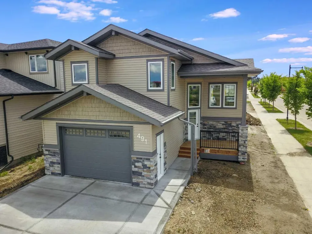 491 Townsend Street Red Deer AB T4P 0Y5