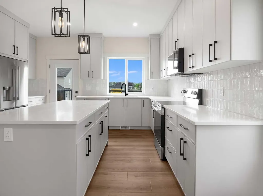 491 Townsend Street Red Deer AB T4P 0Y5
