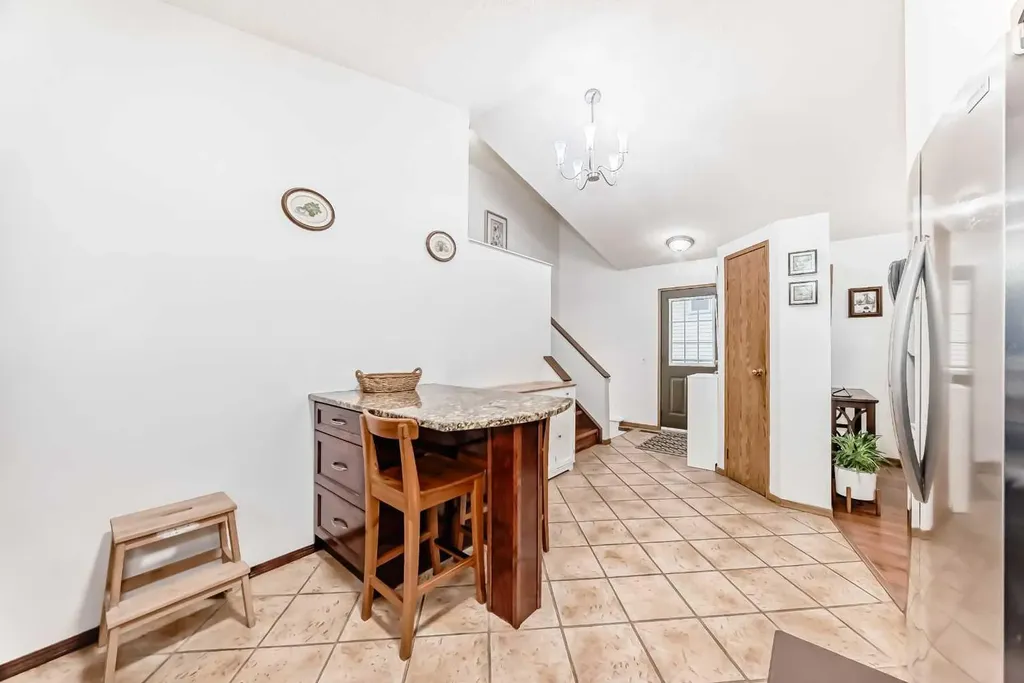 16 Martinridge Way Calgary AB T3J 3C8