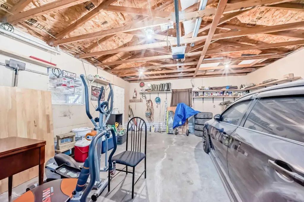16 Martinridge Way Calgary AB T3J 3C8