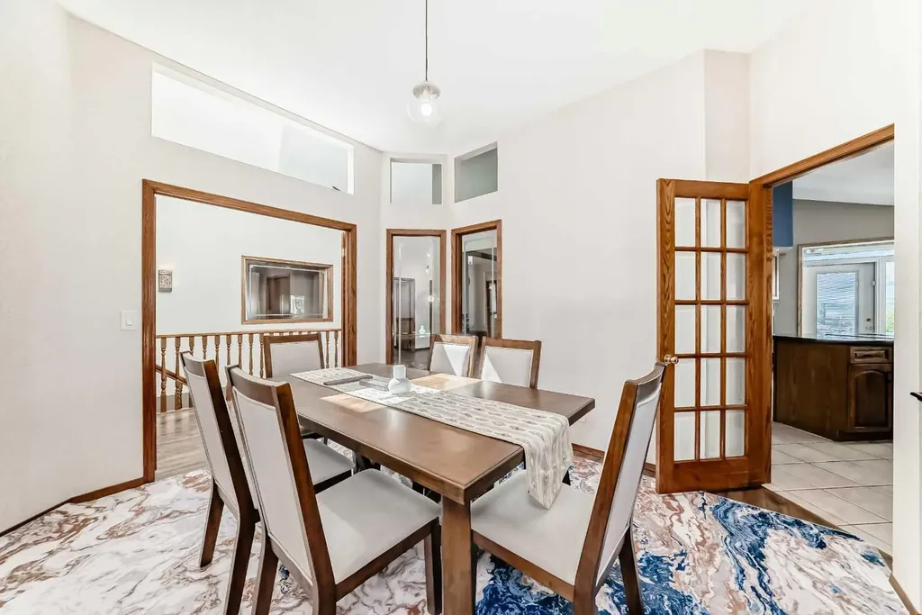 227 Hawkside Mews NW Calgary AB T3G 3J4
