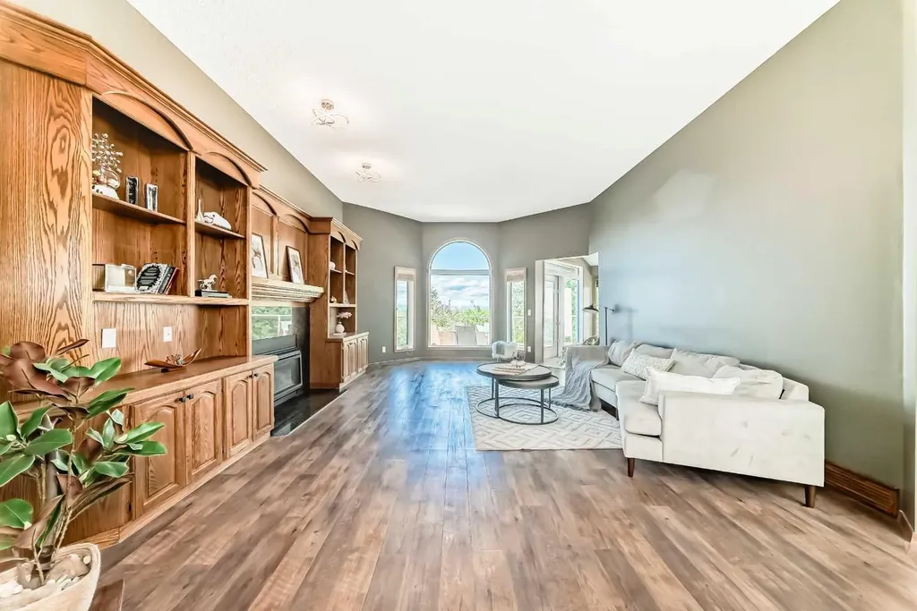 227 Hawkside Mews NW Calgary AB T3G 3J4