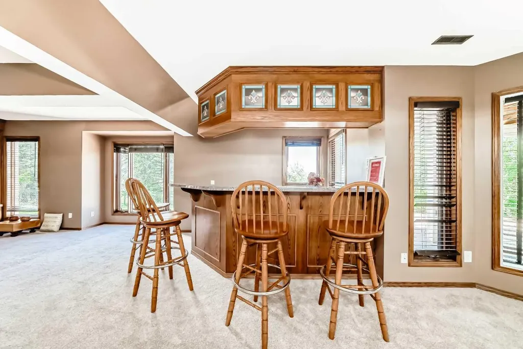 227 Hawkside Mews NW Calgary AB T3G 3J4