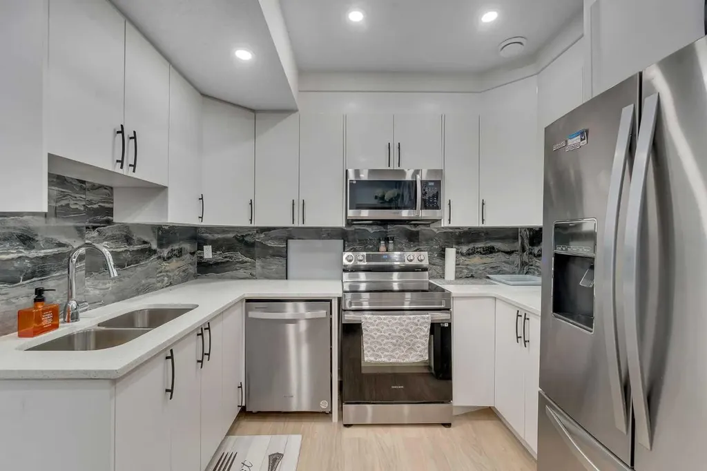 80 Carringwood Grove NW Calgary AB T3P 2A9