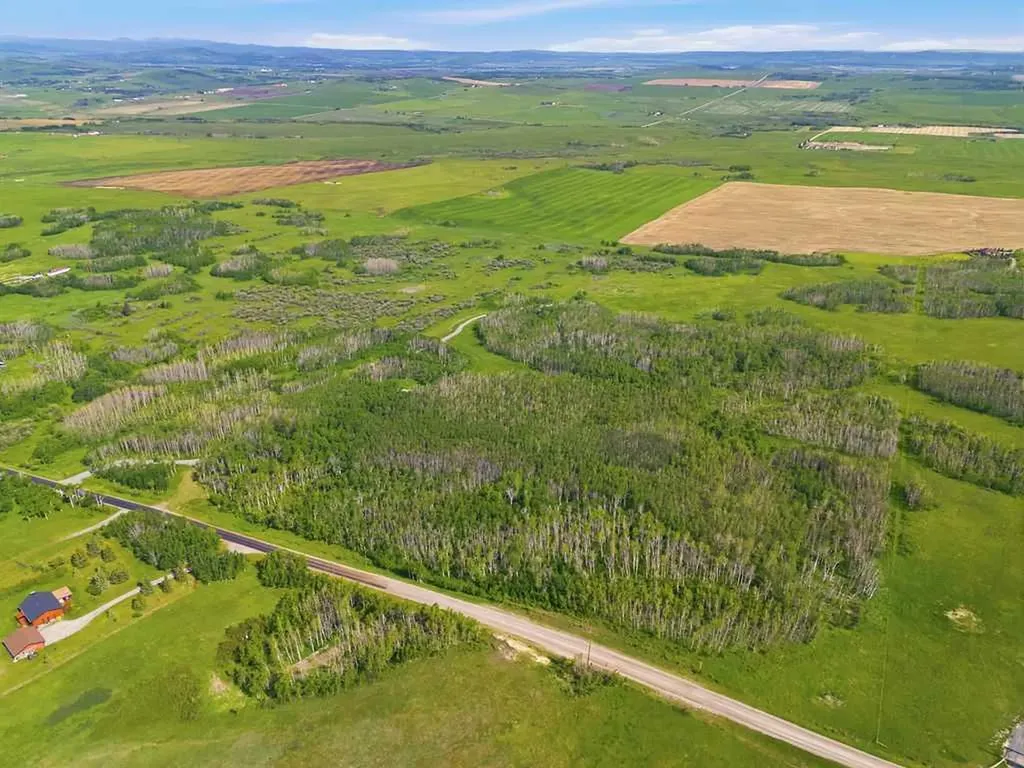 80+ Acres SE - 1 - 19 - 2 - W5 Rural Foothills County AB T0L 1H0