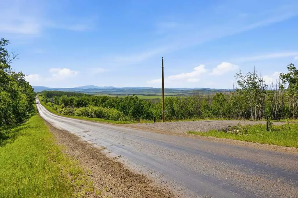 80+ Acres SE - 1 - 19 - 2 - W5 Rural Foothills County AB T0L 1H0