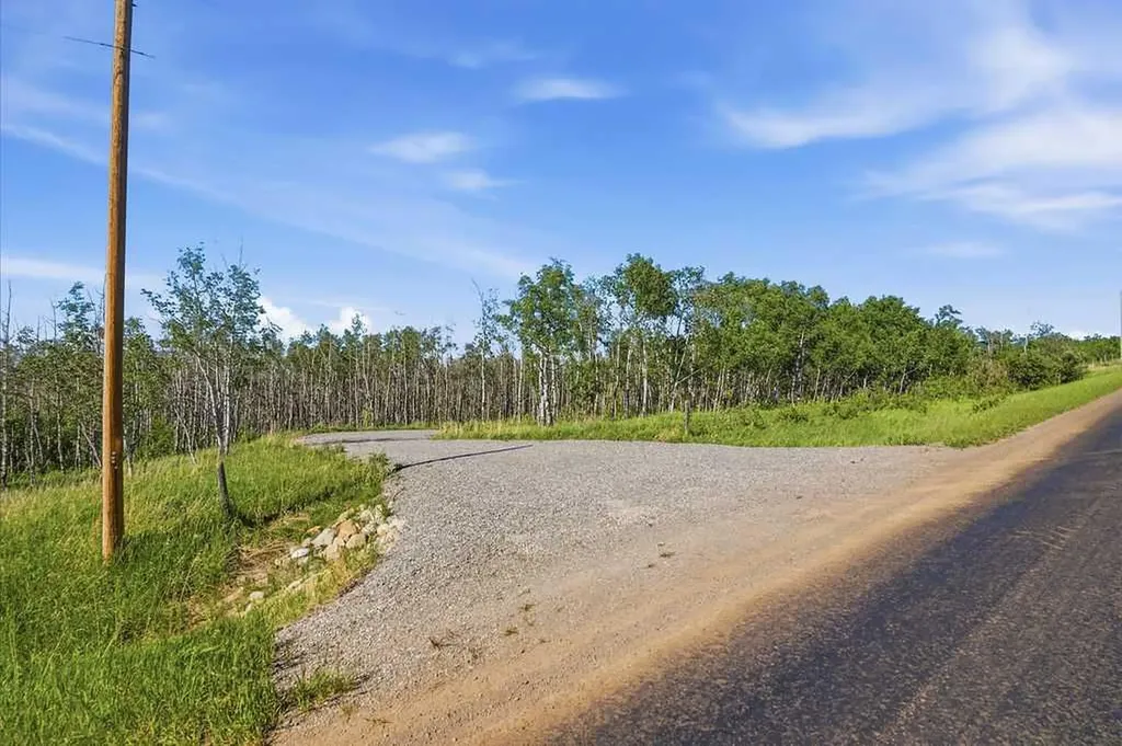 80+ Acres SE - 1 - 19 - 2 - W5 Rural Foothills County AB T0L 1H0